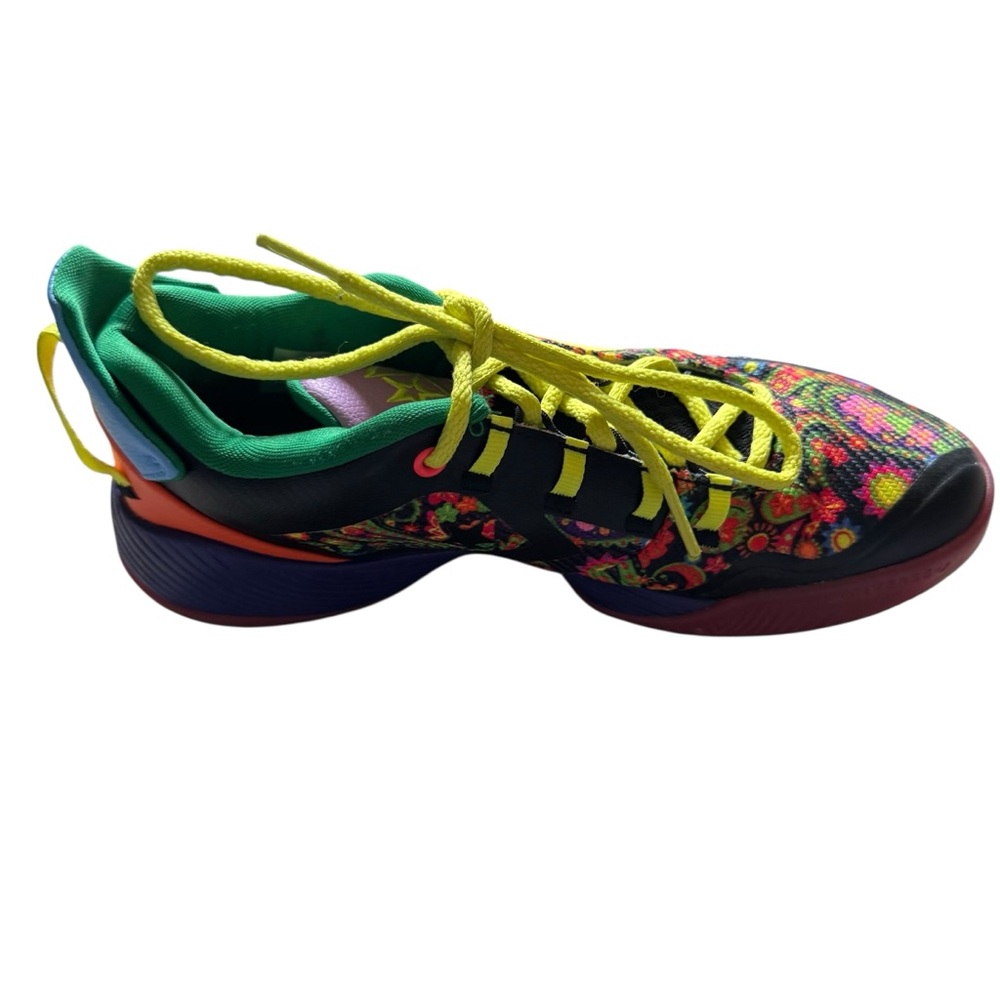 Converse All Star BB Shift Vegas Lights Athletic Shoes In Great Condition.